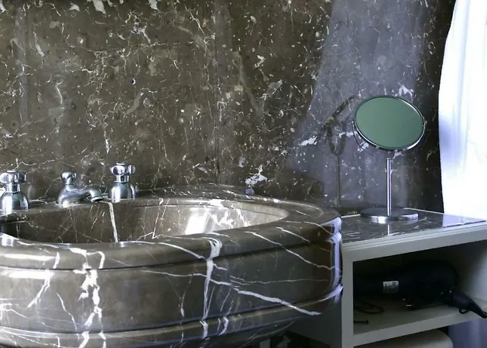 Πανσιόν Ottolenghi Wedekind 4*